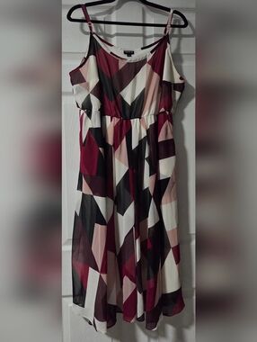 torrid Sleeveless Geometric Midi Dress in Burgundy, Black & Blush